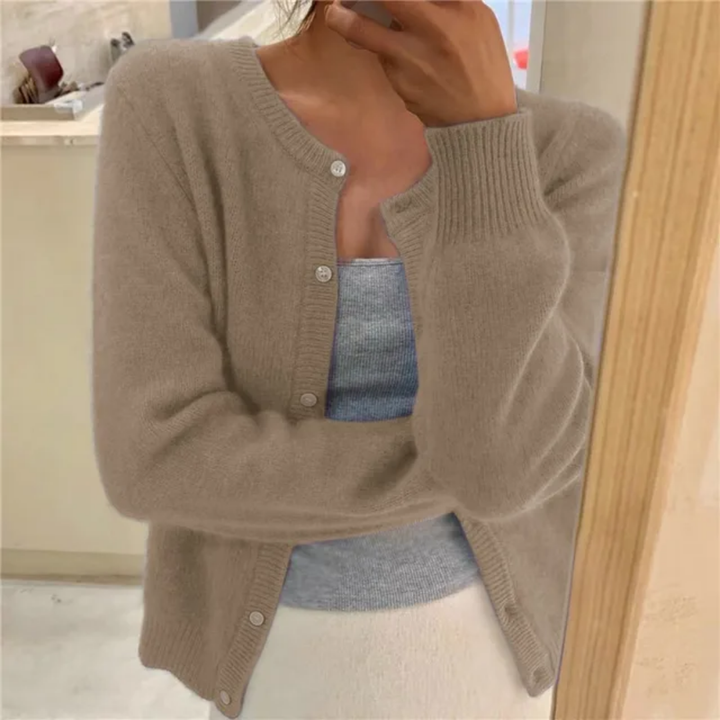 Briony | Buttoned Round-Neck Cardigan