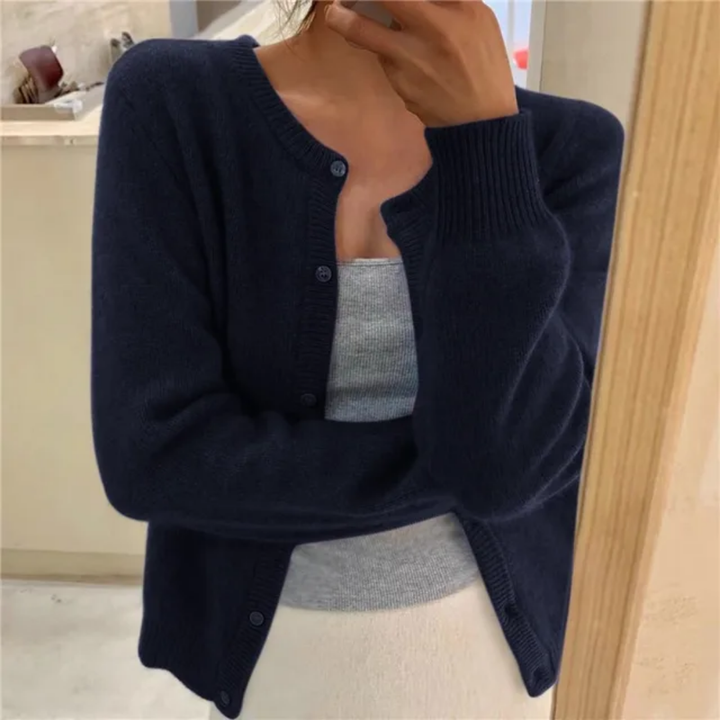 Briony | Buttoned Round-Neck Cardigan